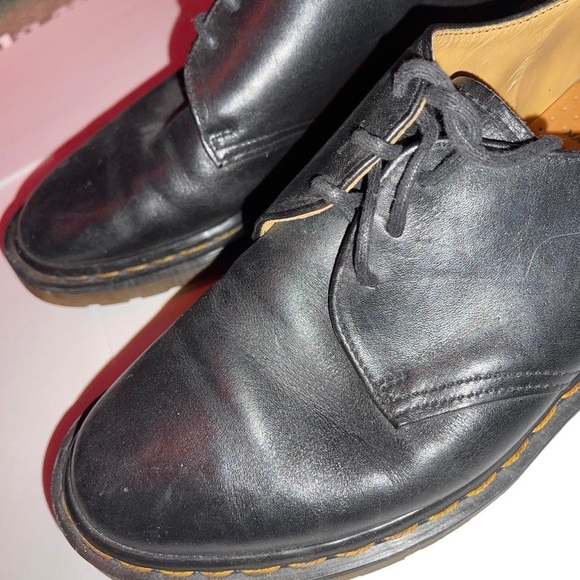 Dr. Martens Oxford shoes - Picture 1 of 4